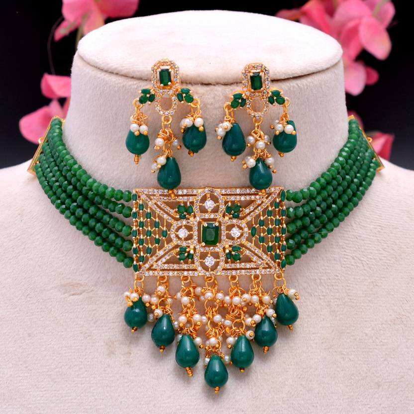 สีเขียว