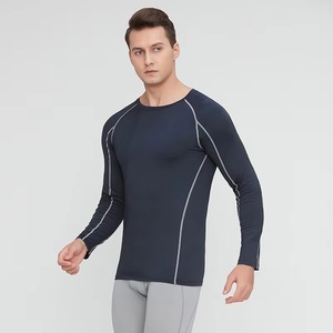 Camisa de LICRA de poliéster ajustada para hombre, ligera, de secado rápido, de compresión, para gimnasio - Product Image 4
