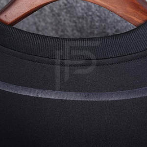 Conjuntos de chándal de gran tamaño de alta calidad para hombre, chándal cálido liso negro con hombros caídos y logotipo personalizado al por mayor - Product Image 2