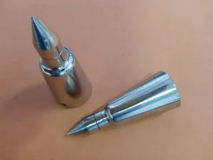 Bâton de randonnée universel avec embout en acier, design moderne, portable et durable pour une utilisation en extérieur, provenant d'un fournisseur indien - Product Image 5