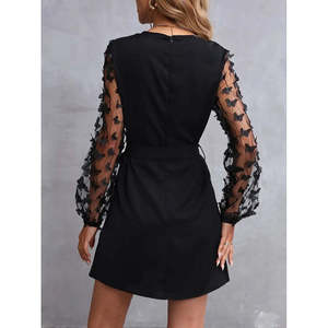 Robe à manches longues pour femme, col rond, avec manches en tulle et détail papillon, robe en crêpe importée, 36560 - Noir - Product Image 5