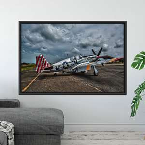Art mural sur toile imprimé avec un avion de chasse de la Seconde Guerre mondiale, style vintage, pour décoration industrielle, 1P : encadré noir - Product Image 1