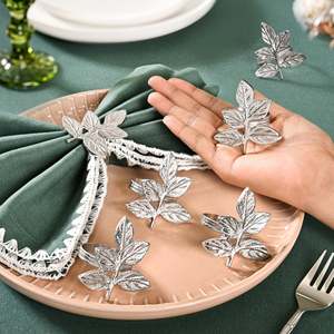 ชุดแหวนรัดผ้าเช็ดปาก Leaf Classic Luxury ทนทาน 6 ชิ้น สีเงินทองเหลือง ยี่ห้อ Ambar Exports สำหรับงานแต่งงาน ร้านอาหาร และโต๊ะอาหาร - Product Image 5