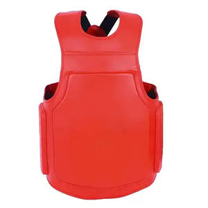 Protège-poitrine en cuir confortable pour les arts martiaux et la boxe – Protection corporelle respirante au design premium pour la salle de sport quotidienne - Product Image 1