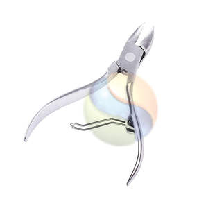 Pince à cuticules professionnelle en acier inoxydable, outil de manucure de précision, pince à cuticules de haute qualité en acier inoxydable - Product Image 5