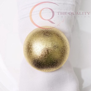 Anneaux de serviette modernes pour la décoration de table, design élégant en métal pour la table à manger, l'hôtel, le restaurant et la maison - Product Image 6