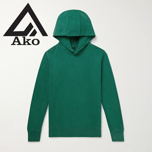 Sudadera Extra Grande Verde Bosque con Logotipo Oculto, Corte Holgado Minimalista, Sudadera de Poliéster y Algodón con Diseño Exclusivo Único de Ako - Product Image 1