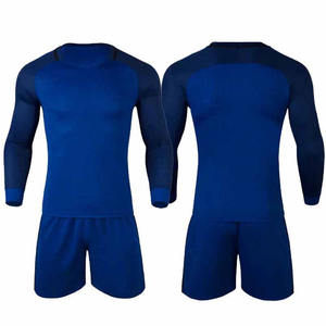 Maillots et shorts de football personnalisés pour hommes, uniforme d'équipe de football respirant 100% polyester, tenue d'entraînement pour adultes, vêtements de sport - Product Image 3