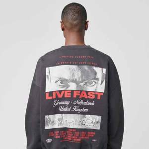 Pull-over à capuche en tricot surdimensionné personnalisé pour hommes Sweat à capuche en tissu tricoté lourd - Product Image 4