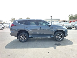 Mittsubishis pajeros 2022รถ5DR สปอร์ตรถดีไซน์ใหม่ - Product Image 5