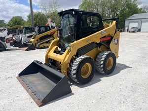 รถตักดินขนาดเล็กรถตัก242D3 242D3รถตักใช้สำหรับแมวรถตักขนาดเล็ก - Product Image 5