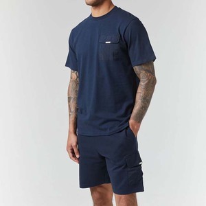Ensemble t-shirt et short pour hommes de haute qualité et confortables haut à la mode et durable pour l'été vêtements en coton pour hommes 2 ensembles de pièces - Product Image 1