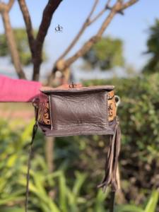 Nouveauté Sac bandoulière en cuir travaillé à la main Gypsy Boho Dernier créateur Fait main Style occidental Couleur marron Multi-usages Sacs - Product Image 4