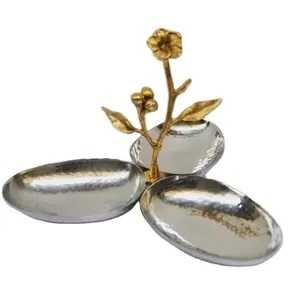 ชุดชามอลูมิเนียมสีขาวตกแต่งโต๊ะรับประทานอาหารสุดหรูพร้อมขาตั้งโลหะสำหรับบ้านโรงแรมร้านอาหารขนาดกำหนดเองได้ - Product Image 3