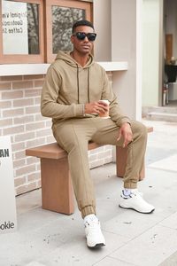 ชุดวอร์มมีฮู้ดคุณภาพสูงสำหรับทุกเพศ ผ้าหนา 100% ผ้าฝ้าย พร้อมปักโลโก้ตามสั่ง ไซส์ใหญ่ เป็นมิตรกับสิ่งแวดล้อม เหมาะสำหรับฤดูหนาว - Product Image 3