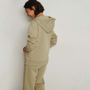 Sweat à capuche pour femme OEM personnalisé à épaules tombantes plaine 100% coton pull sweat décontracté Streetwear coupe ample sweats à capuche pour femme - Product Image 2