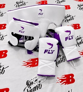 Set de Boxeo Profesional Premium Morado al por Mayor para Sparring, Guantes de Práctica OEM, Construcción Resistente y Ligera para Adultos - Product Image 1