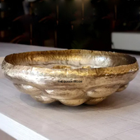 Bol décoratif tendance en acier inoxydable et laiton, forme de feuille unique, finition brillante, texture martelée