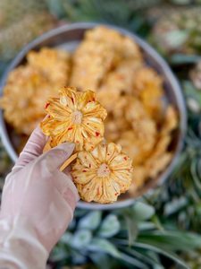 Épicé, doux et acidulé-Découvrez le goût unique de l'ananas séché au sel de piment aujourd'hui! - Product Image 5
