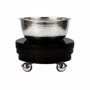 อ่างแช่เท้าทองแดงแบบมืออาชีพ พร้อมรถเข็น ดีไซน์ตอกลายด้วยมือ เป็นมิตรกับสิ่งแวดล้อม สำหรับใช้ในสปาเท้าแบบซิลเวอร์ - Product Image 1