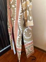 Grands Collectionneurs Ouzbek Robe Brodée À La Main Antique Tribal Tunique À La Main Suzani Broderie Vestes Automne Boho Ouzbek Cachemire