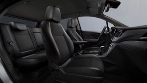 Buick Encore Preferred AWD 2022, Usado en Excelentes Condiciones - Product Image 3