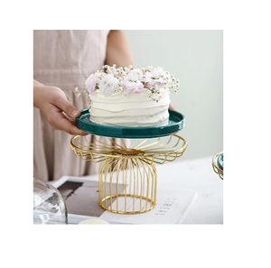 Soporte de pastel de metal con cristales colgantes Forma redonda Soporte de pastel de diseñador decorativo Calidad premium de la India - Product Image 1