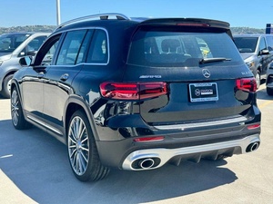 Clean New 2024 Noir Mercedees-Benzz AMG GLB 35 Base - Product Image 5
