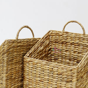 Artex Dong Thap Porte-revues en jonc de mer fait à la main en usine Support de stockage naturel Présentoir de livres - Product Image 2