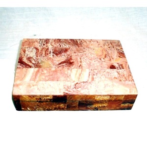 กล่องใส่เครื่องประดับแบบฝังทำจากเรซินหลากสีจากตลาดอินเดีย - Product Image 1