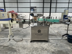 เครื่องบรรจุน้ำดื่ม3เฟสแบบอัตโนมัติสำหรับโรงงานผลิตน้ำแร่บรรจุขวดแบบแกนมอเตอร์น้ำดื่มบริสุทธิ์ - Product Image 3