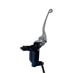 Système de freinage avant complet Kymco Xciting 250 2005, état neuf, avec disques de frein en acier et en plastique - Product Image 2