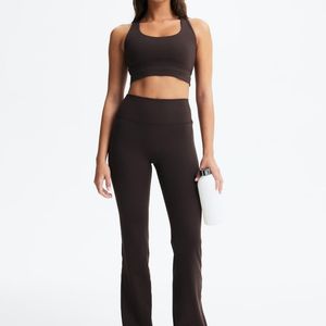 Pantalon de fitness à taille élastique Pantalon de yoga à motif personnalisé en polyester et élasthanne - Product Image 3