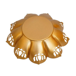 Cuencos Urli de latón, recipientes tradicionales para rituales y decoraciones, cuencos Urli hechos a mano, piezas de arte atemporales para tu hogar - Product Image 3