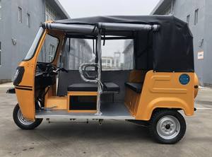 Bajaj Re 250cc, Mototaxi de 3 Ruedas a Gasolina, Triciclo de Carrocería Abierta con Cubierta de Lona - Product Image 4