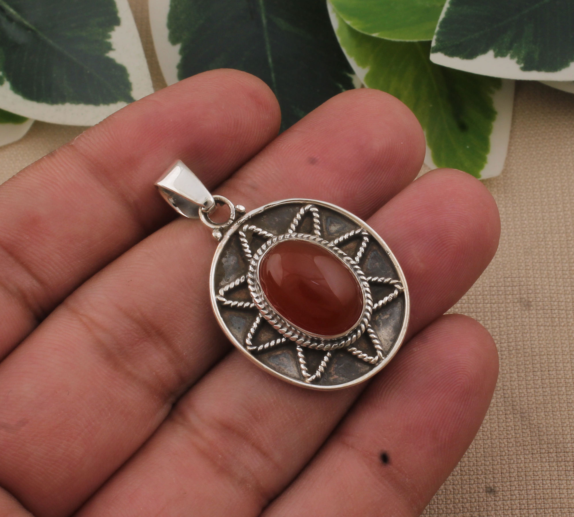 เช่นเดียวกับภาพ