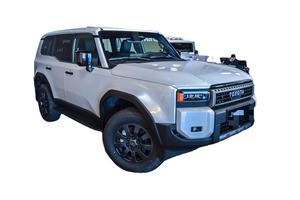 SUV 4x4 de luxe 7 places 2025 avec transmission automatique 415 CV, grand réservoir de carburant électrique de 80 L, véhicule tout-terrain haut de gamme - Product Image 4