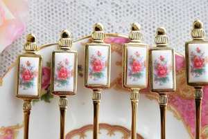 Elegante juego de cubiertos de acero inoxidable con mango de diseño esmaltado, perfecto para bodas, utensilios de cocina y accesorios de comedor - Product Image 2