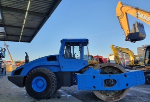 Rouleau compresseur Bomag BW226 DH-4 avec boîte de vitesses à entretien facile, moteur et engrenages, garantie de 4 ans et 25,25 kg - Product Image 6