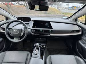 Toyota Prius XLE AWD à transmission automatique, parfaite et incroyable - Product Image 2