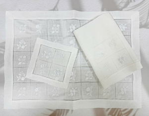 Handmade Linen <b>cocktail</b> <b>napkins</b> With Floral Embroidery Rectangular Shape Home Decoration - Product Image 1