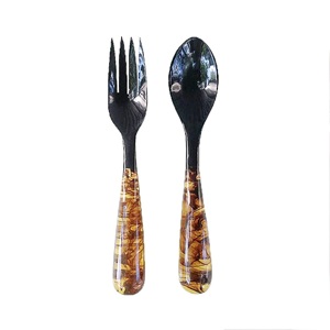 Nuevo Modelo de Utensilios para Ensalada Modernos de 11 Pulgadas, Recubiertos de Resina Ecológica, Aptos para Lavavajillas, Hechos en India - Product Image 1