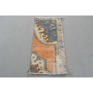 Alfombra Turca Pequeña de 1,6x3,3 pies, Alfombra Vintage, Alfombra de Lana con Diseño Floral Azul y Naranja - Product Image 1