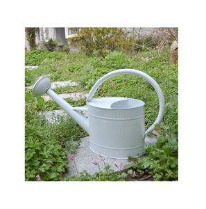 Arrosoir en métal élégant produits de jardin pour plantes intérieures ou arrosoir de jardin extérieur par Indian Metal World - Product Image 2