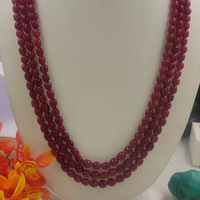 Collier à 3 rangs en quartz rubis avec perles de pierre de forme ovale lisse
