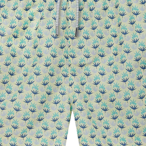 Shorts de bain recyclés pour hommes, imprimé étoile de mer multicolore, séchage rapide, avec taille élastique et poches - Product Image 6