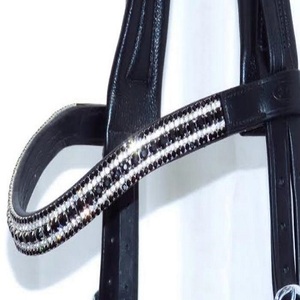 Cadena de diamantes de 5 filas de cristales negros o transparentes personalizable banda de ceja de caballo de cuero en forma de onda profunda mega ostentosa a precio barato - Product Image 4