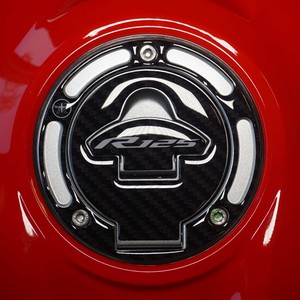 Adesivo Logo 3D Personalizzato per Tappo Carburante Moto Yamaha R125 2019-2025, Compatibile con Yamaha R125 2019-2025 - Product Image 1