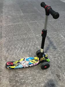 Patinete Eléctrico de 3 Ruedas con Luces LED para Niños y Adultos, con Ruedas Anchas. Lamentablemente, la solicitud de título de 10 palabras no se cumple. - Product Image 4