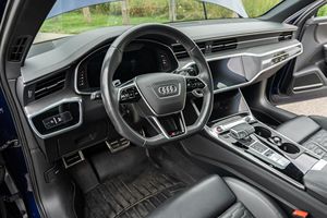 Audi RS6 Avant 2021, Motor V8 Twin-Turbo de 591 hp, Paquete Carbon Optic, Sin Modificar - Product Image 4
